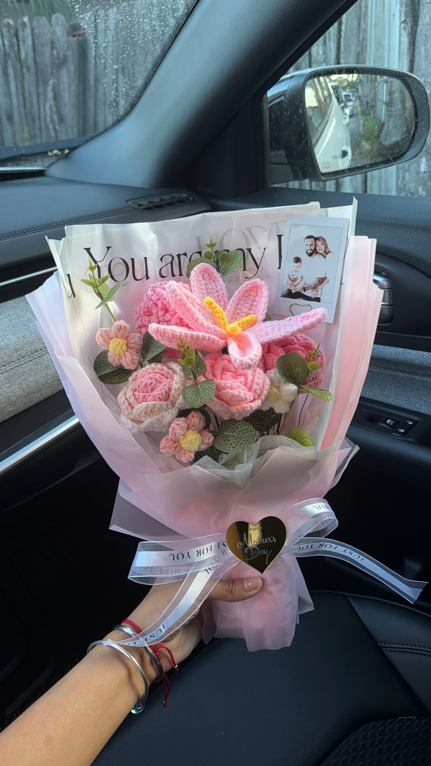 Eternal Flower Bouquet for Mom – A Gift That Lasts Forever