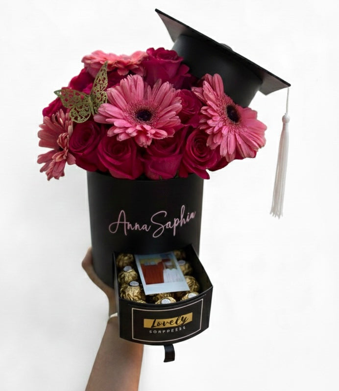 Graduation Cap floral gift
